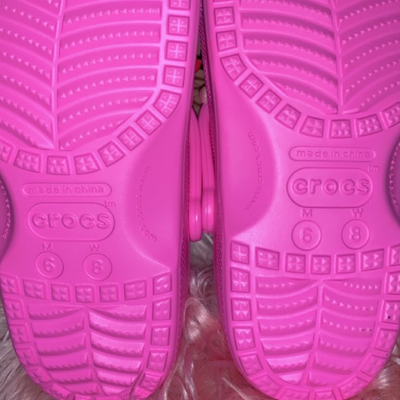 Sold‼️Pink size 8 custom crocs - Picture 3 of 3